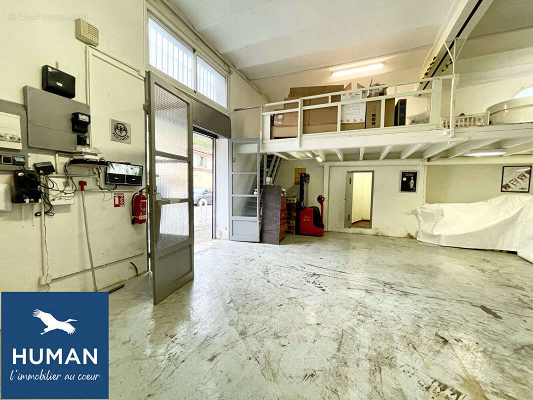 Commerce à MARSEILLE-11E