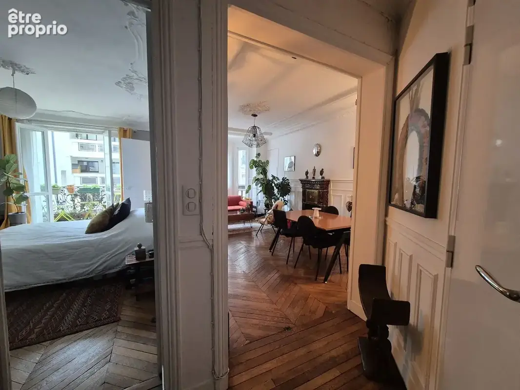Appartement 3 pièces 80 m² à vendre à Paris-18e (75018) - photo 3