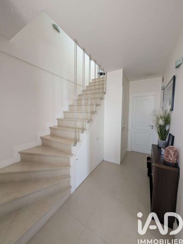 Photo 2 - Maison à VIGNEUX-SUR-SEINE