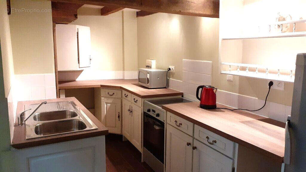 GITE CUISINE - Maison à ASNIERES-SUR-BLOUR