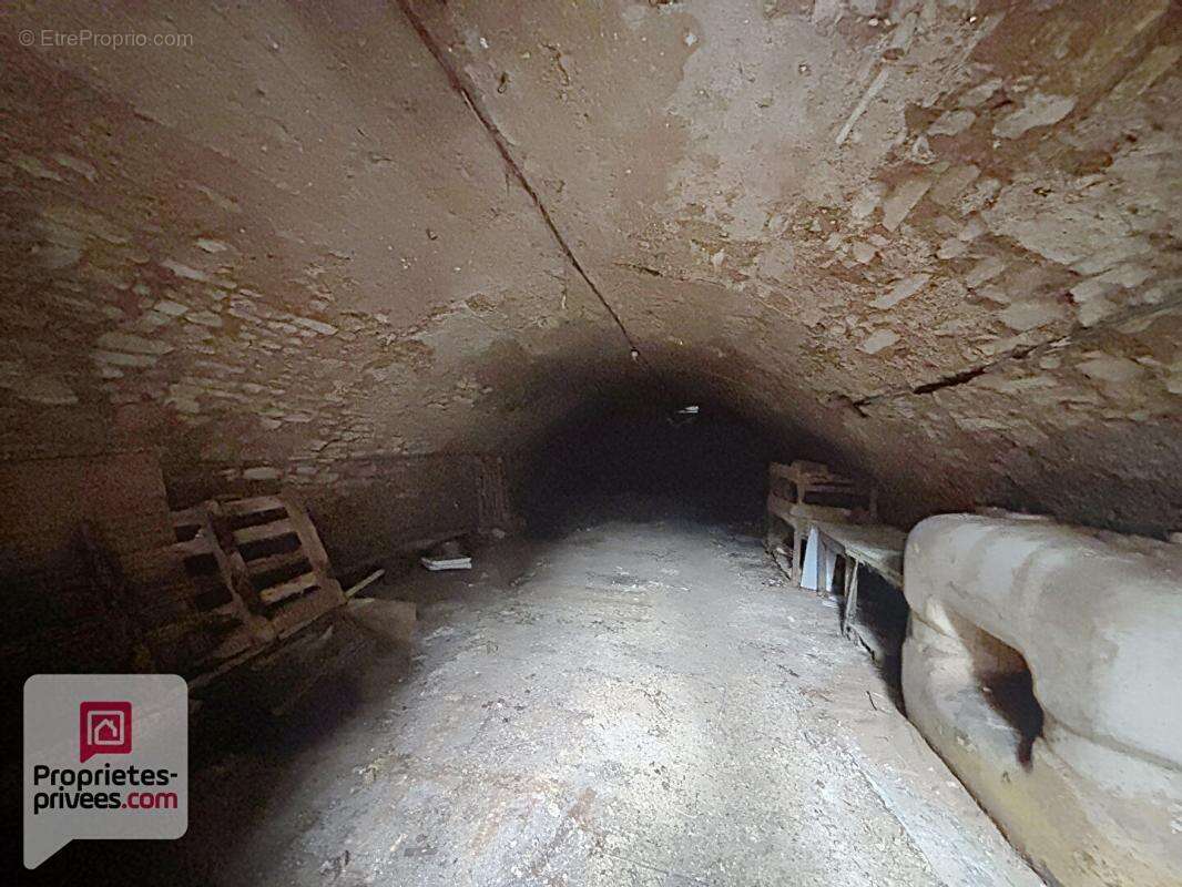 Appartement à VIC-SUR-SEILLE