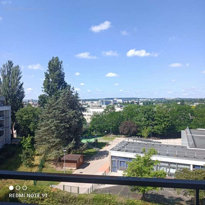 Appartement à L&#039;HAY-LES-ROSES