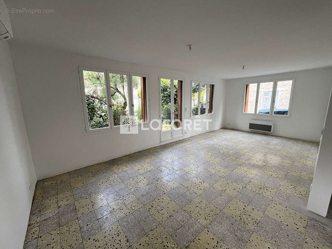 Maison à SERAINCOURT