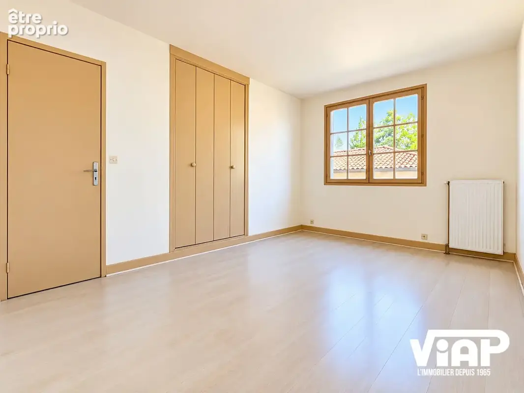 Maison de plain pied - Feytiat 5 Chambres !! 170 m2 - photo 5