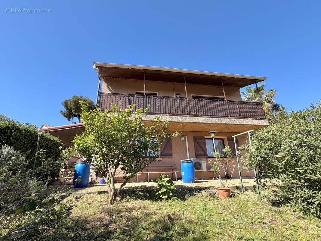 Appartement à SIX-FOURS-LES-PLAGES