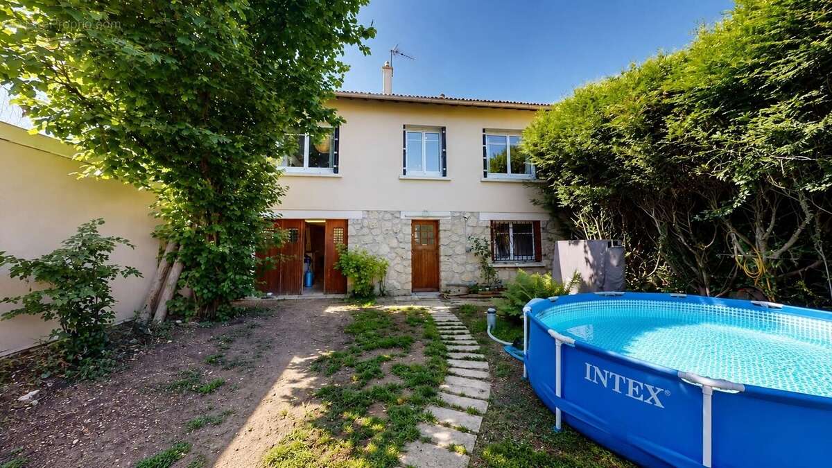 Maison à MONTFERMEIL