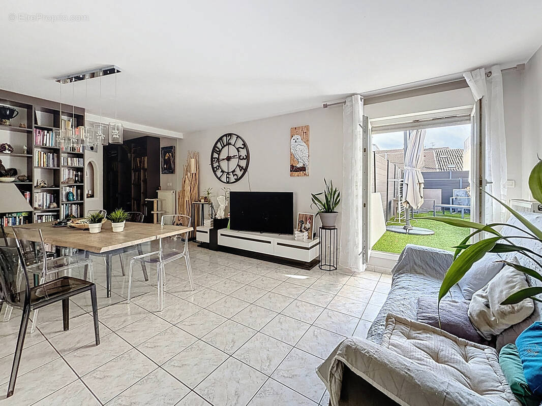 Appartement à BOURGOIN-JALLIEU