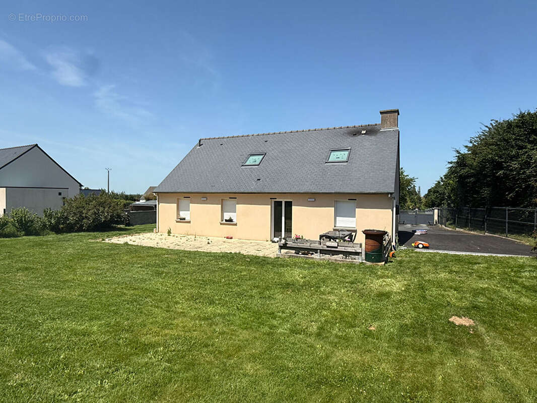 Maison à PLELAN-LE-PETIT