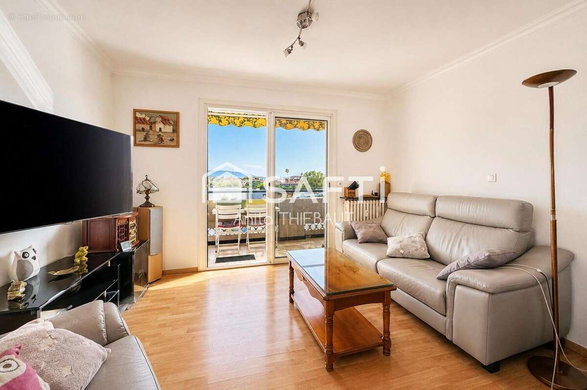 Photo 2 - Appartement à SAINT-RAPHAEL
