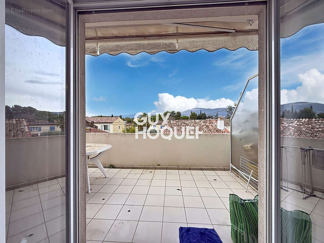 Appartement à MOUANS-SARTOUX