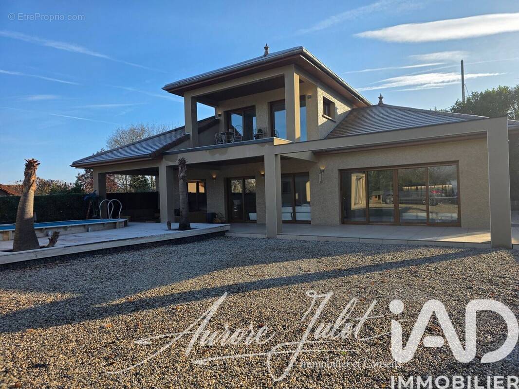 Photo 1 - Maison à LES ABRETS