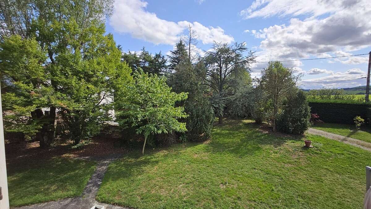 Maison à LA FOUILLOUSE