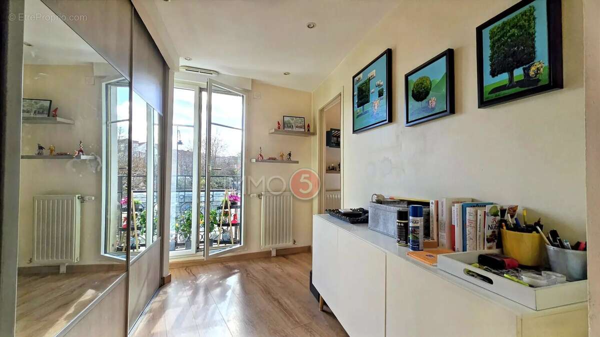 Appartement à LE RAINCY