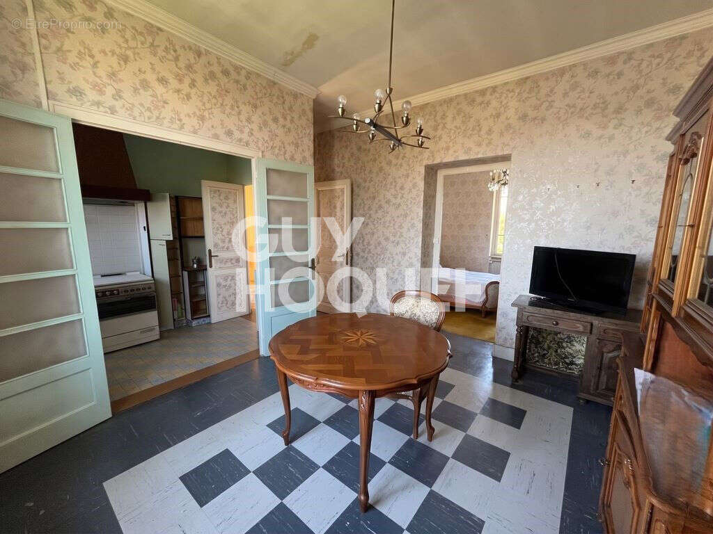 Appartement à OULLINS