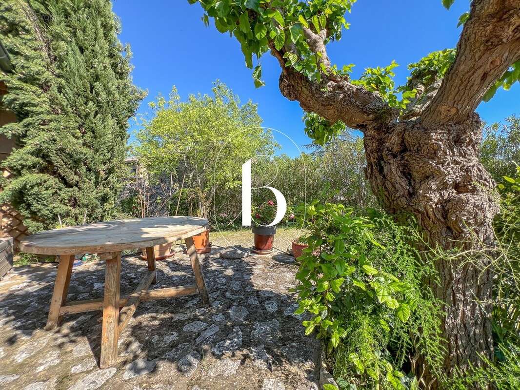 Maison à GOUDARGUES