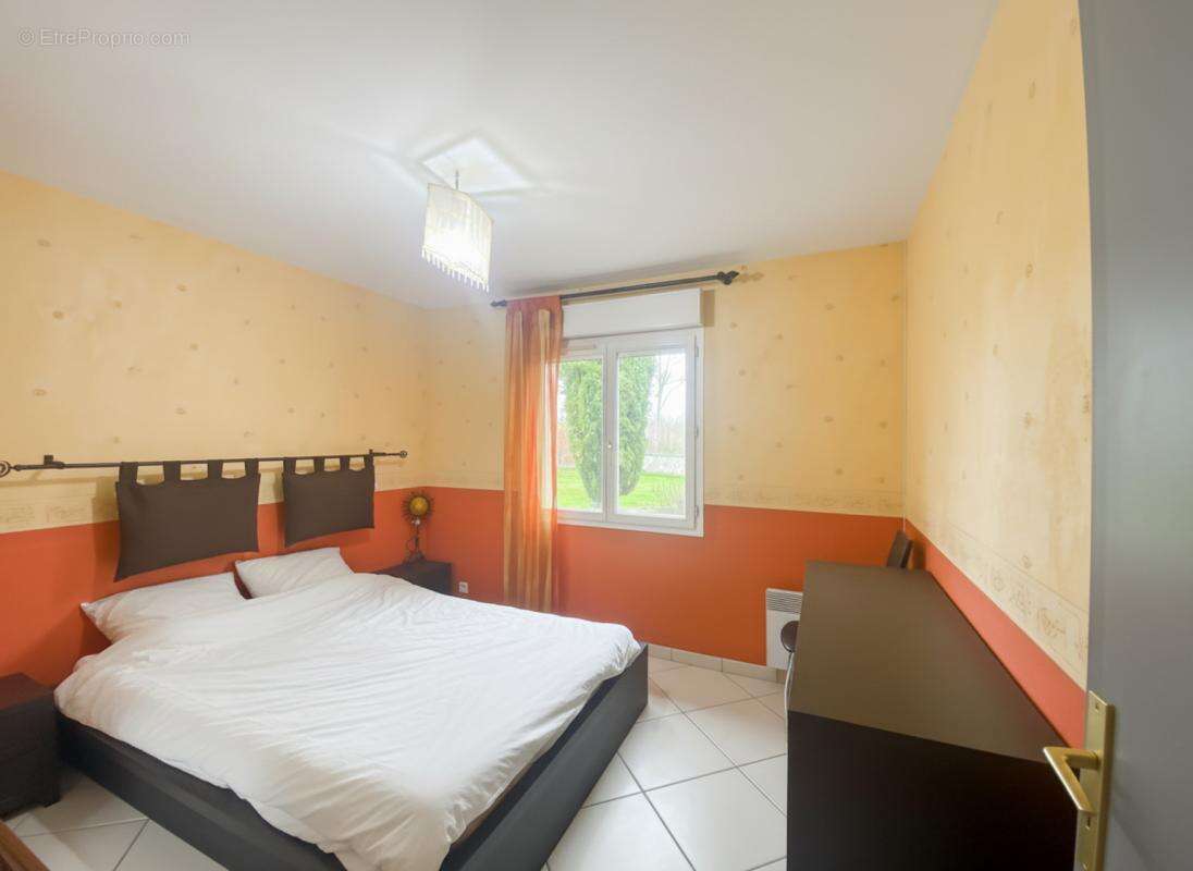 Maison 144 m² à Marsas  - photo 5