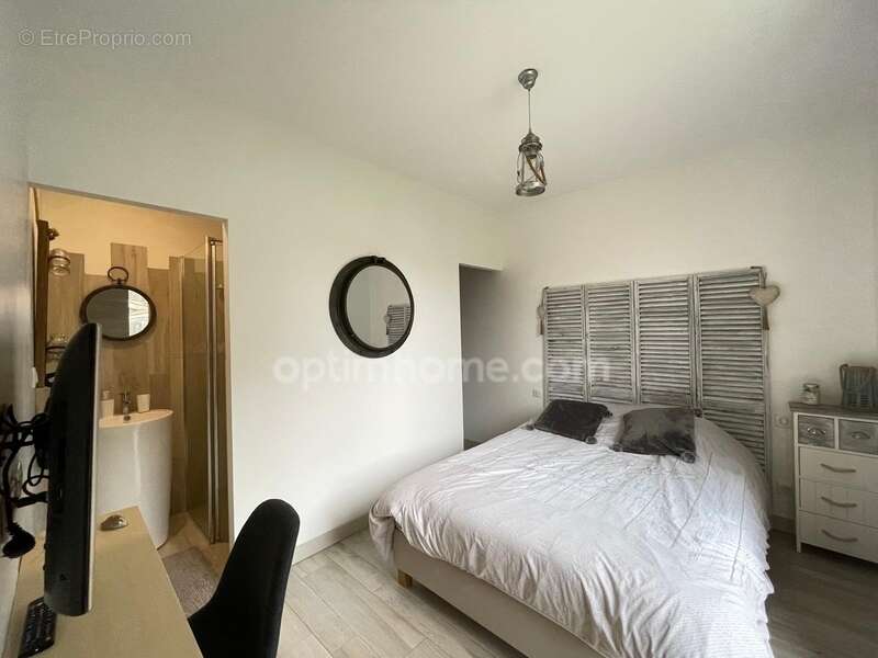 Cazaux (33260) – maison contemporaine – 5 suites parentales – piscine – propriété du canal – sans vis-à-vis – garage - photo 11