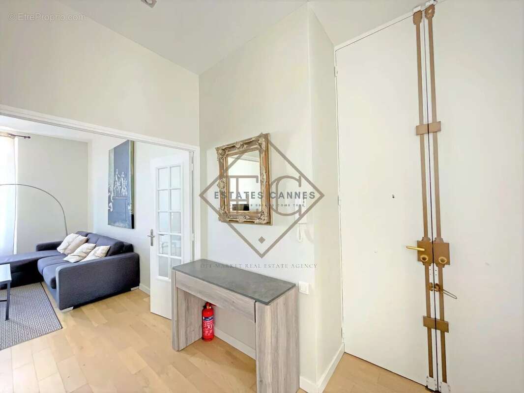 Appartement à CANNES