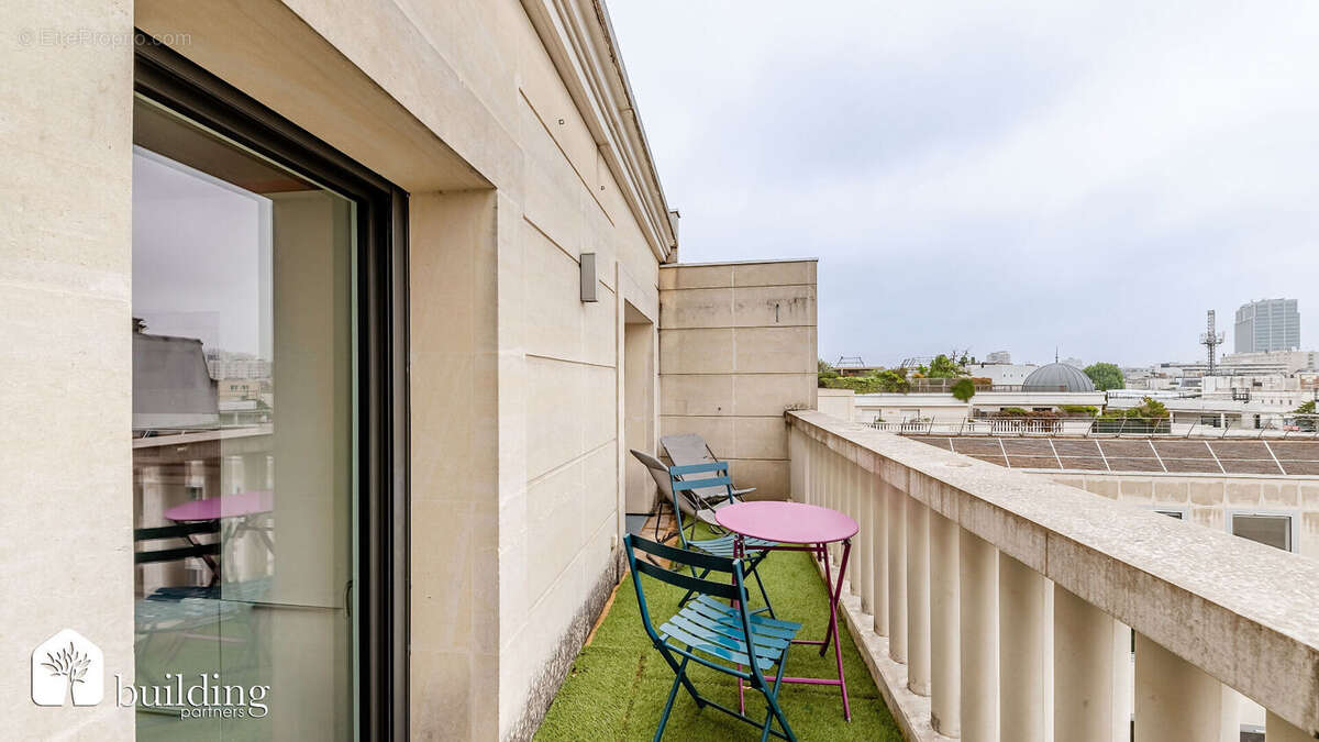 Appartement à LEVALLOIS-PERRET