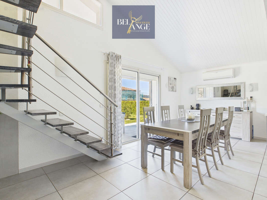 Maison à VALLON-PONT-D&#039;ARC