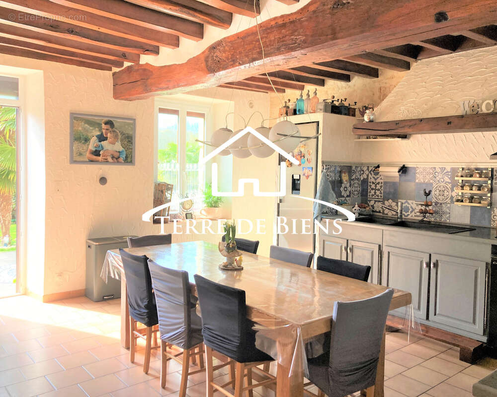 Maison à MONTIGNY-LENGRAIN