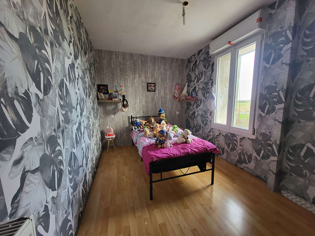 Maison type fermette 4 chambres  à vendre à Moreilles - photo 8