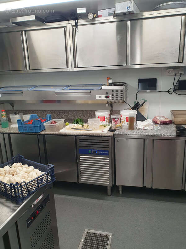 Commerce à CAGNES-SUR-MER