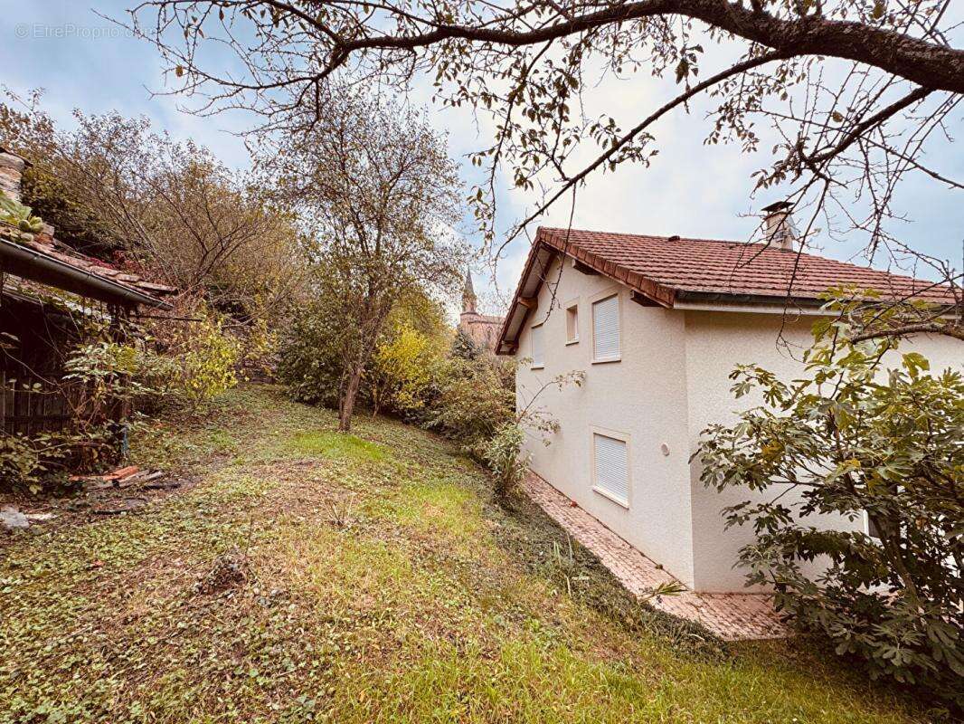 Maison à REGNY