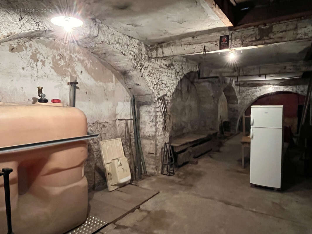 Maison à COUSSAC-BONNEVAL