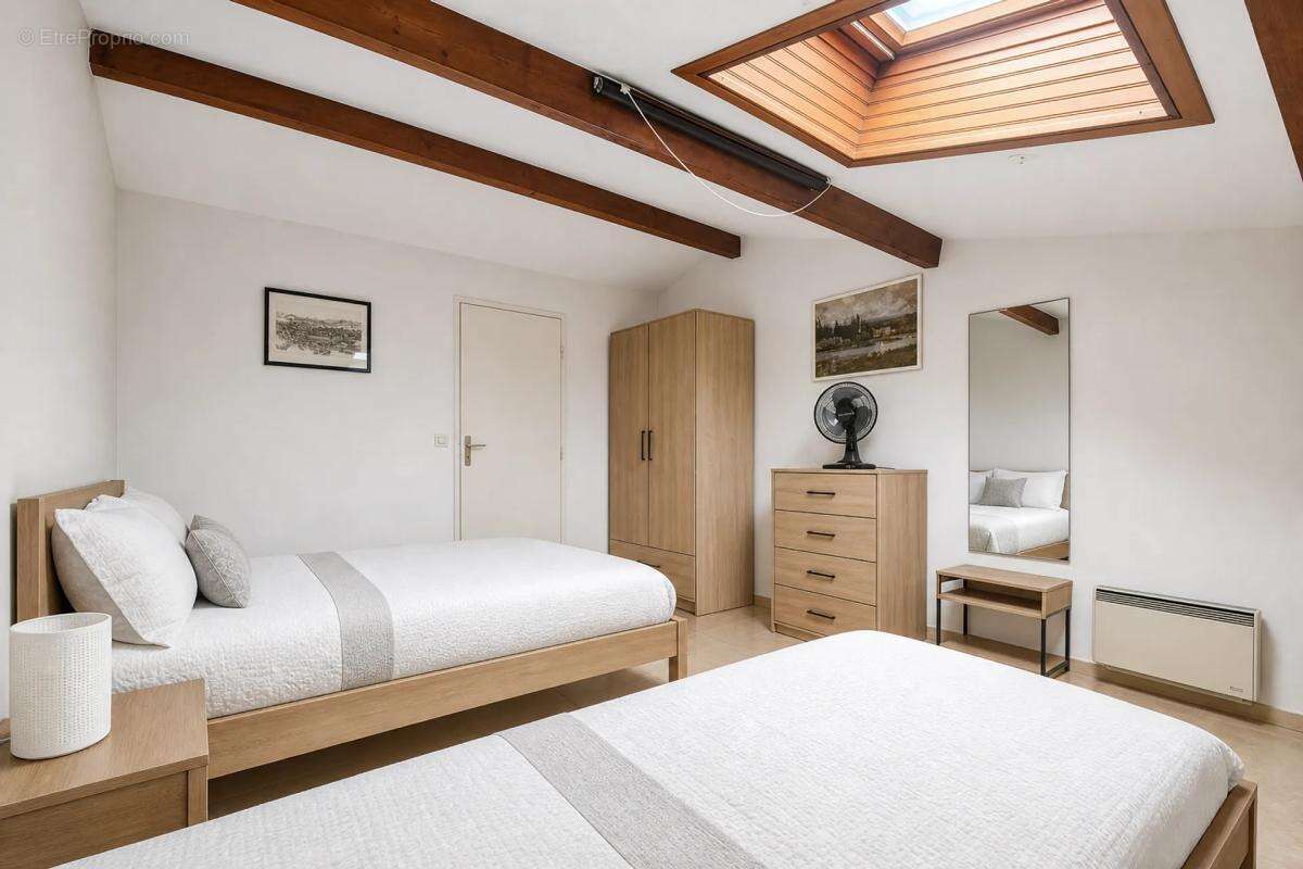 Appartement à VENCE
