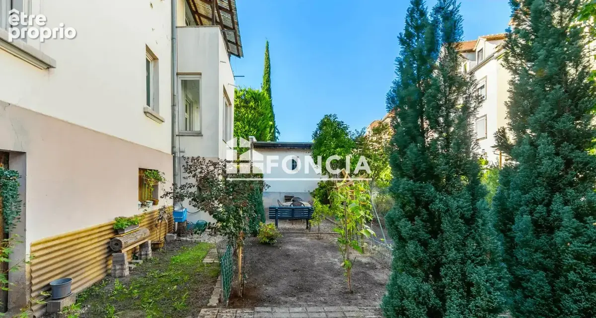 Immeuble de rapport avec 3 appartements, garages et jardin – Strasbourg Koenigshoffen - photo 2