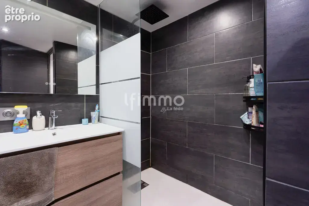 Appartement rénové 3 pièces 81 m2 - photo 7