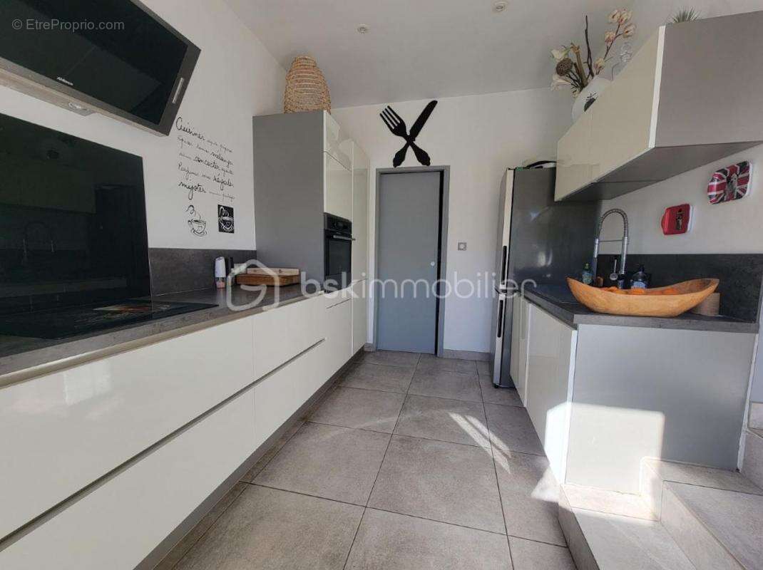 Maison à SIX-FOURS-LES-PLAGES