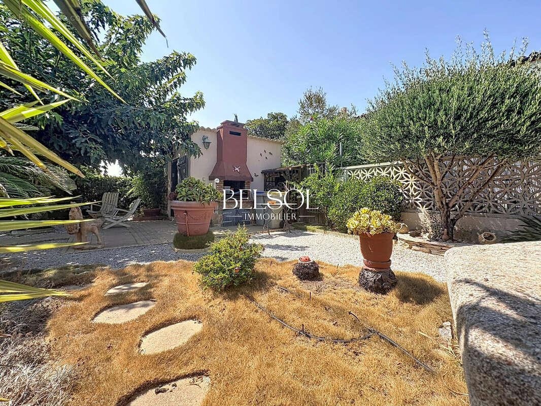 Maison 72 m² à Saint-Cyprien  - photo 9