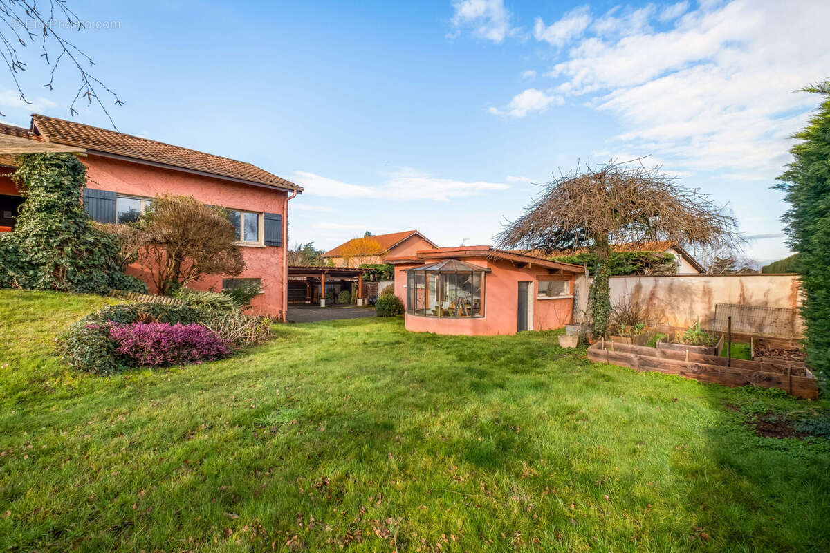 Photo 2 - Maison à MARENNES