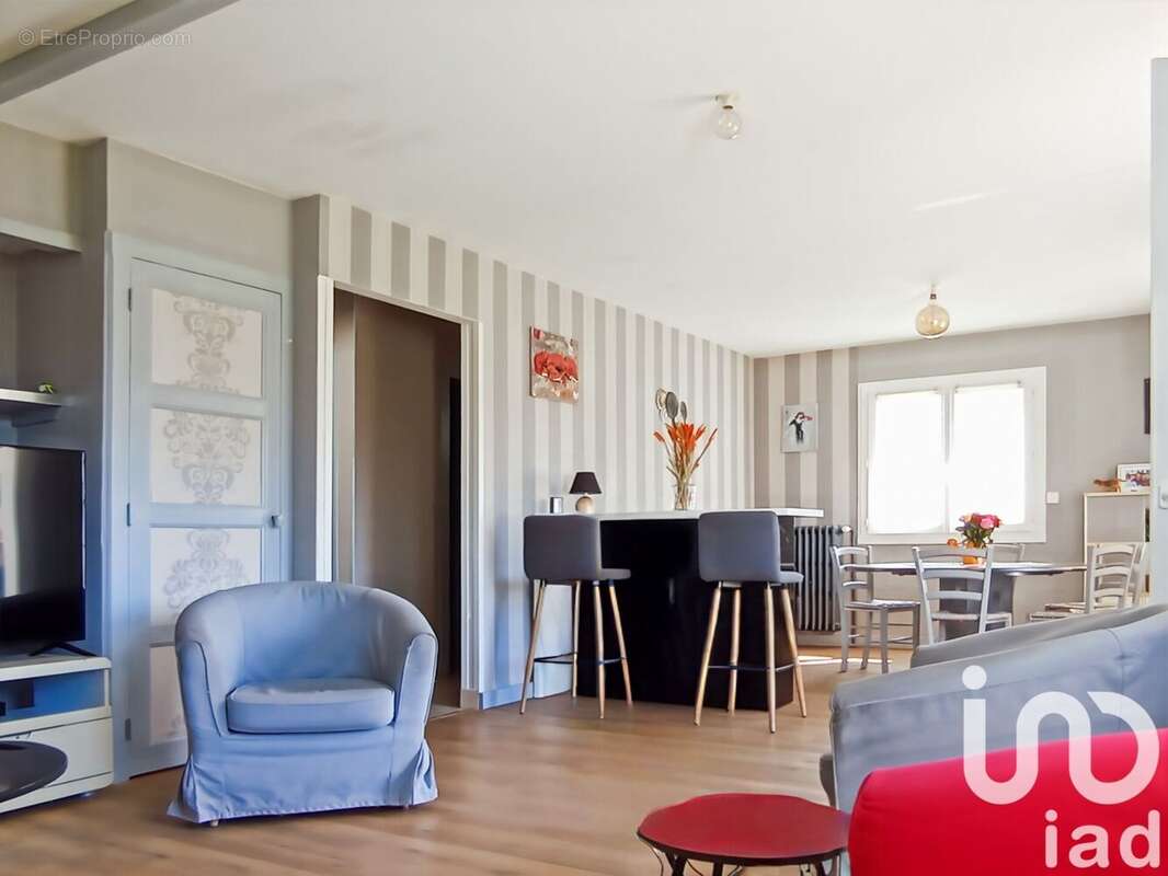 Photo 3 - Maison à FEURS