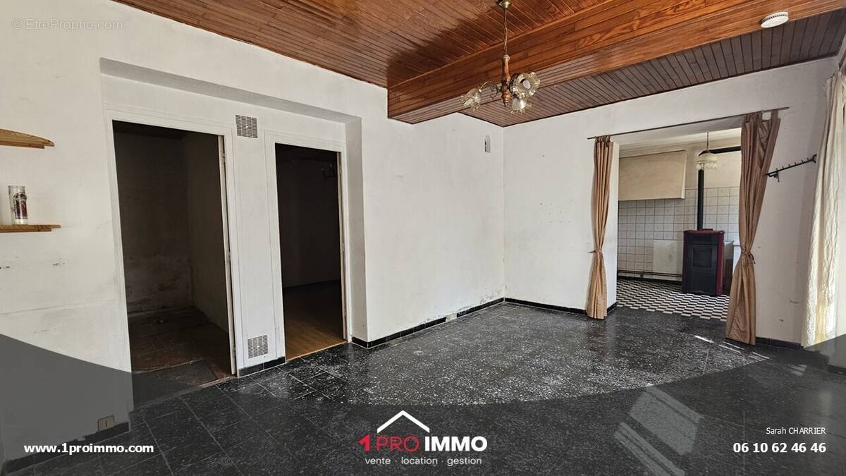 n°1 - Maison à NOTRE-DAME-DE-MESAGE