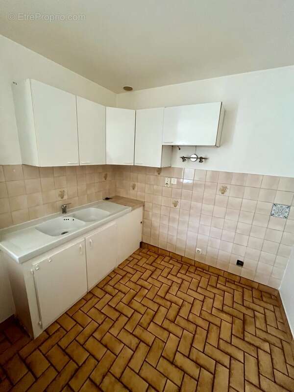 Maison à SAINT-MARTIN-DU-FRENE