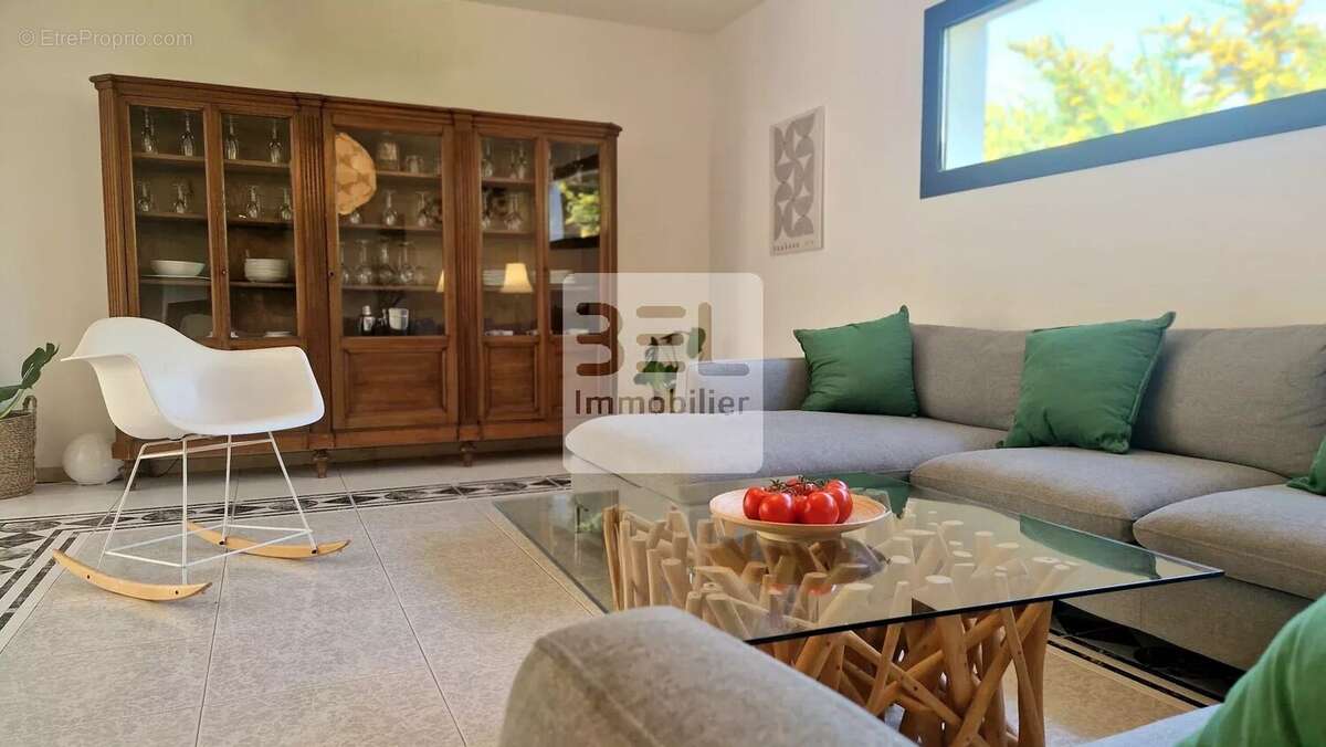 Maison à VILLENEUVE-LES-AVIGNON
