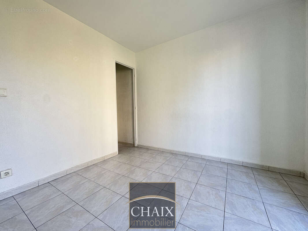 T4 prêt à vivre   Idéal famille ou premier achat à Aubagne - photo 7