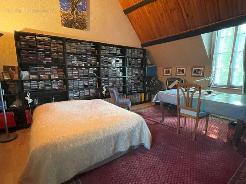 Maison à LA BAZOCHE-GOUET