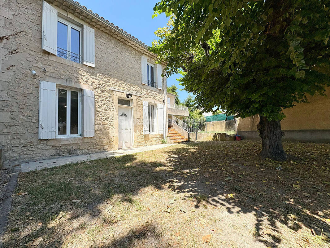 Maison à MALLEMORT