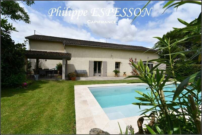Maison à FOURQUES-SUR-GARONNE