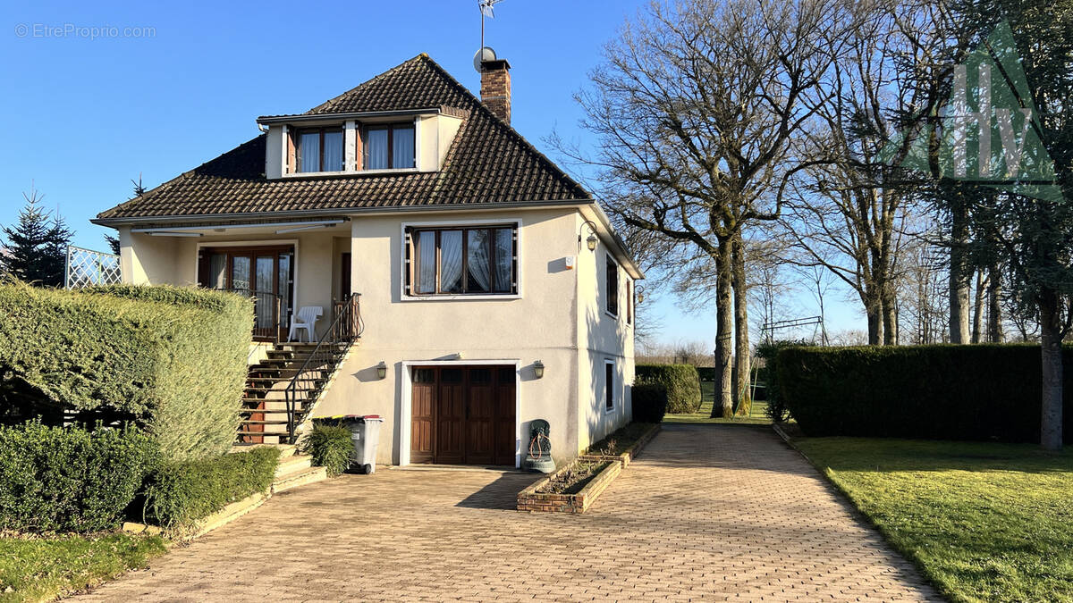 Maison à SOUPPES-SUR-LOING