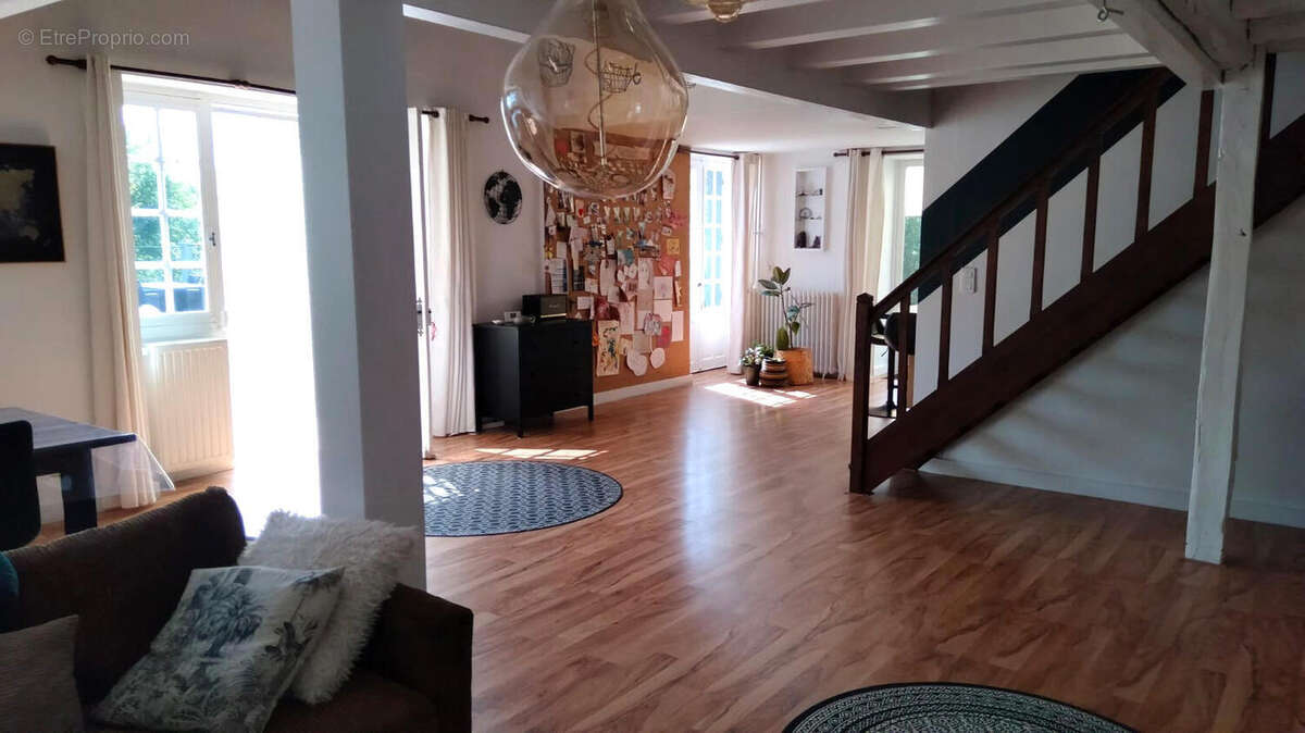 OPEN PLAN - Maison à PRESSAC