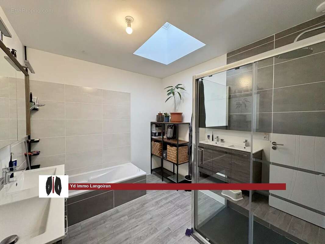 Maison à SAINT-CAPRAIS-DE-BORDEAUX