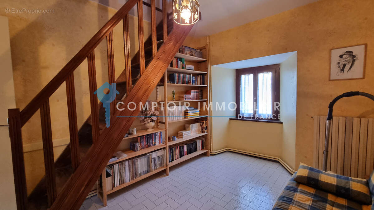 Dépt. 07 - A VENDRE à COUCOURON - Maison de village de 110 m2 - Terrain de 180 m2 - photo 16