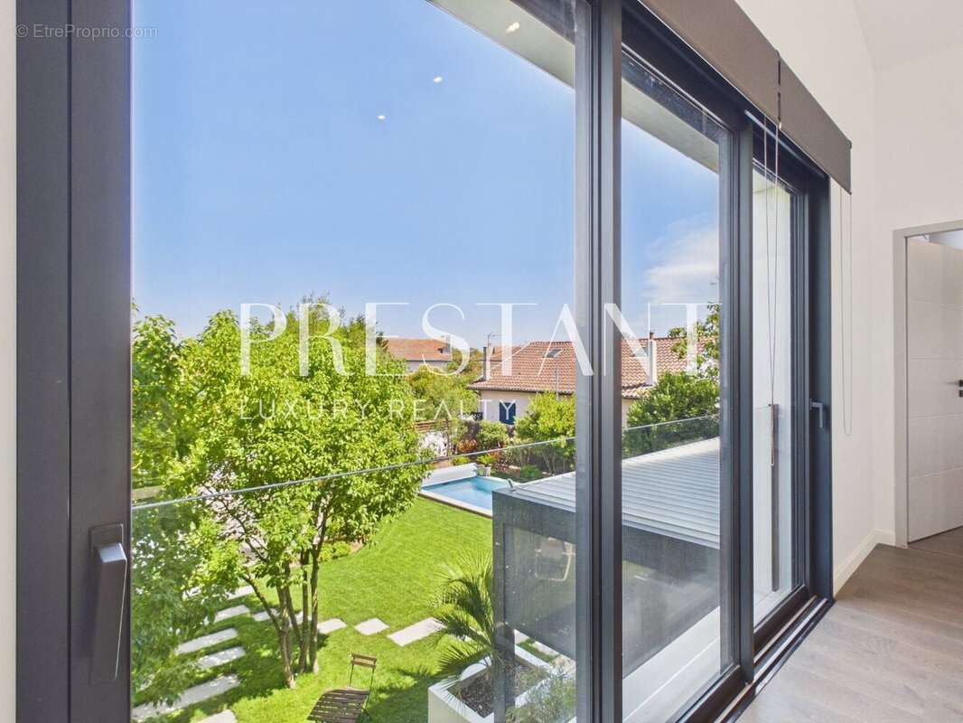 Villa contemporaine en état neuf  Anglet, proche forêt de Chiberta - photo 19