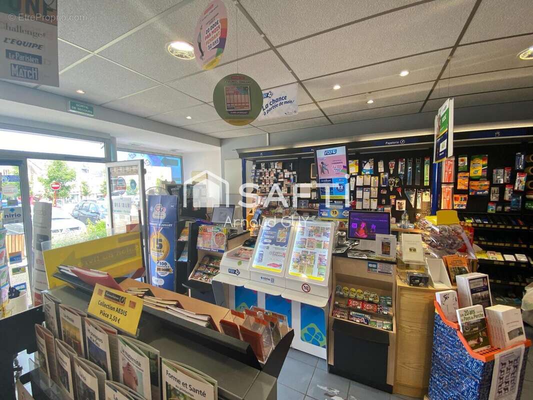 Photo 2 - Commerce à MAMERS
