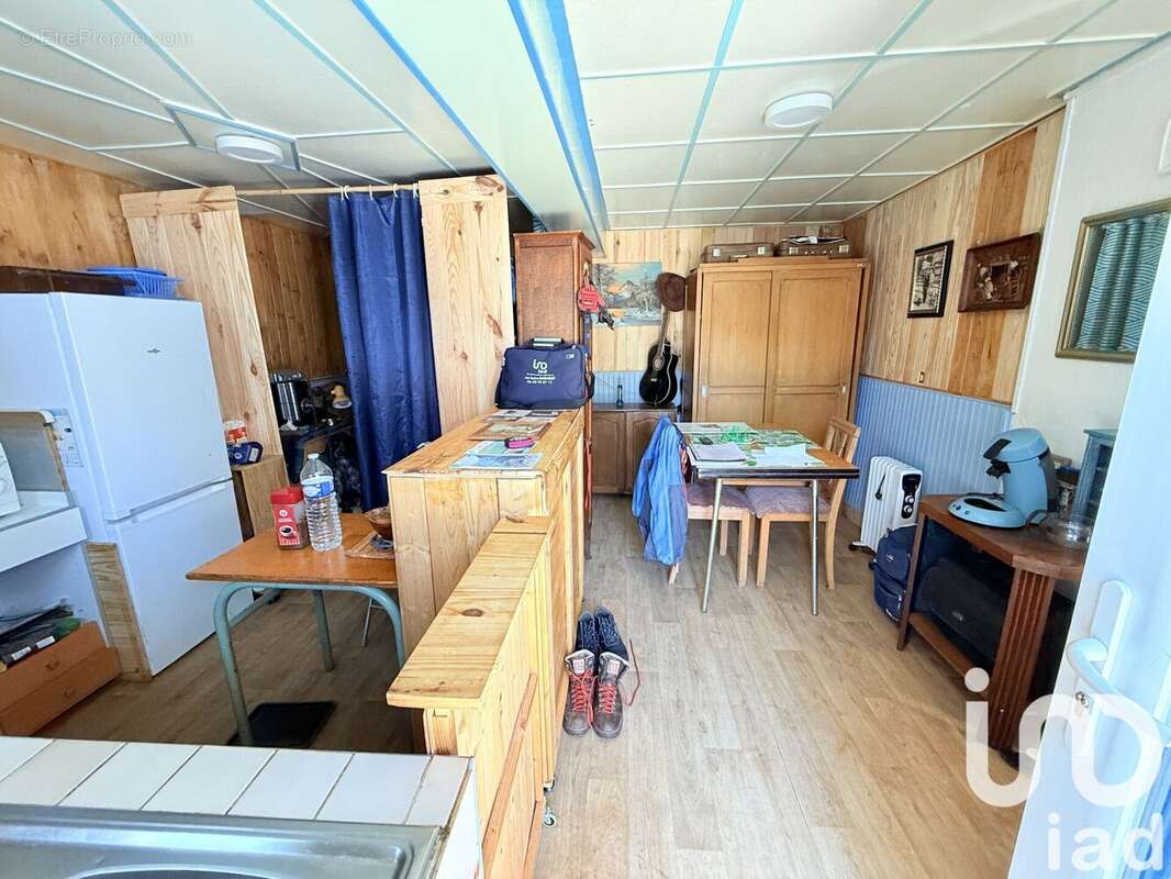 Photo 3 - Maison à CERCY-LA-TOUR